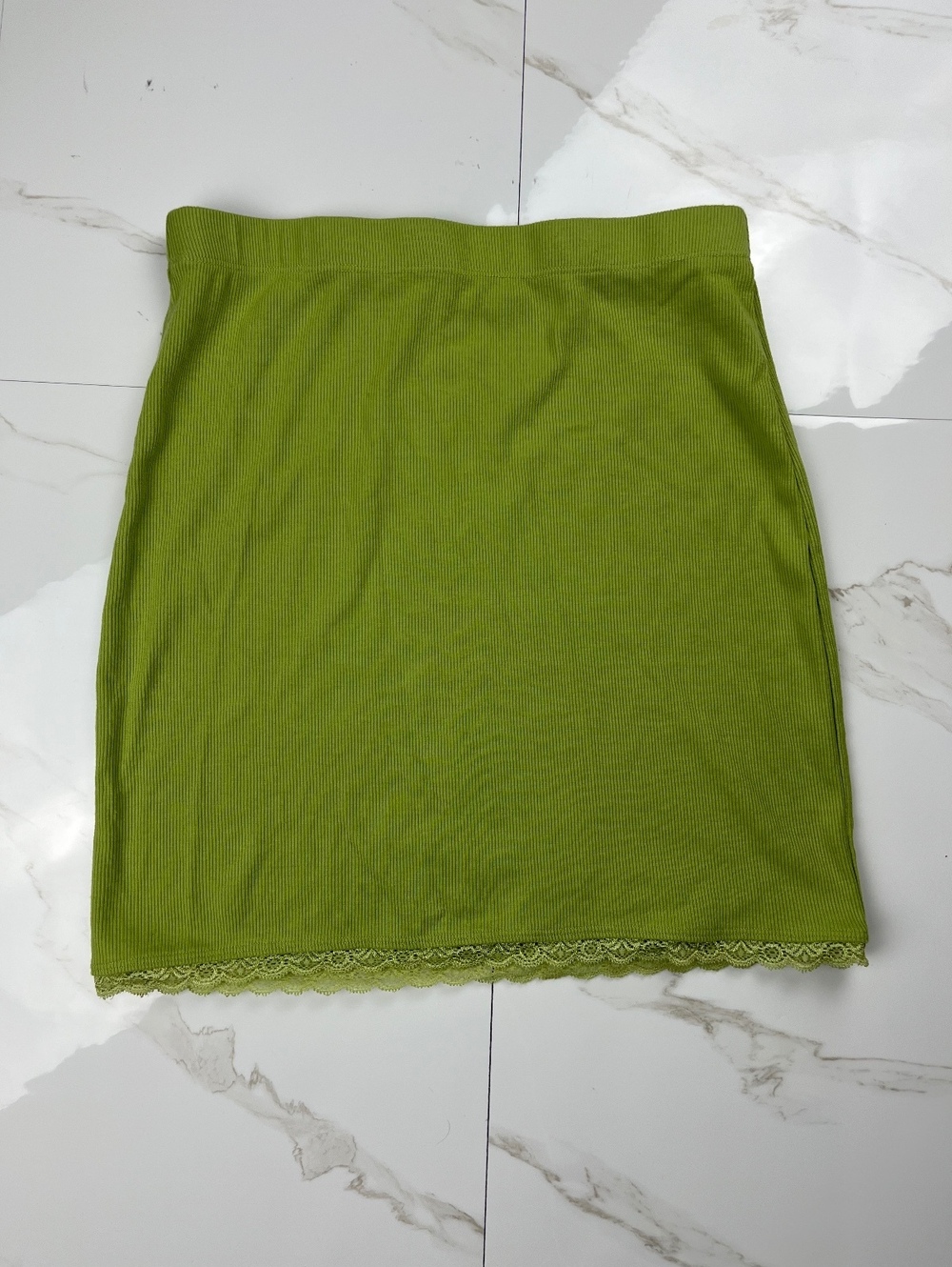SHEIN Green Skirt Size S Lace Trim Casual